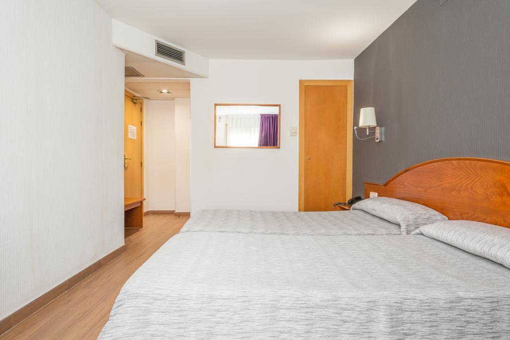 Hotel Cortes Rambla Barcelona Ngoại thất bức ảnh