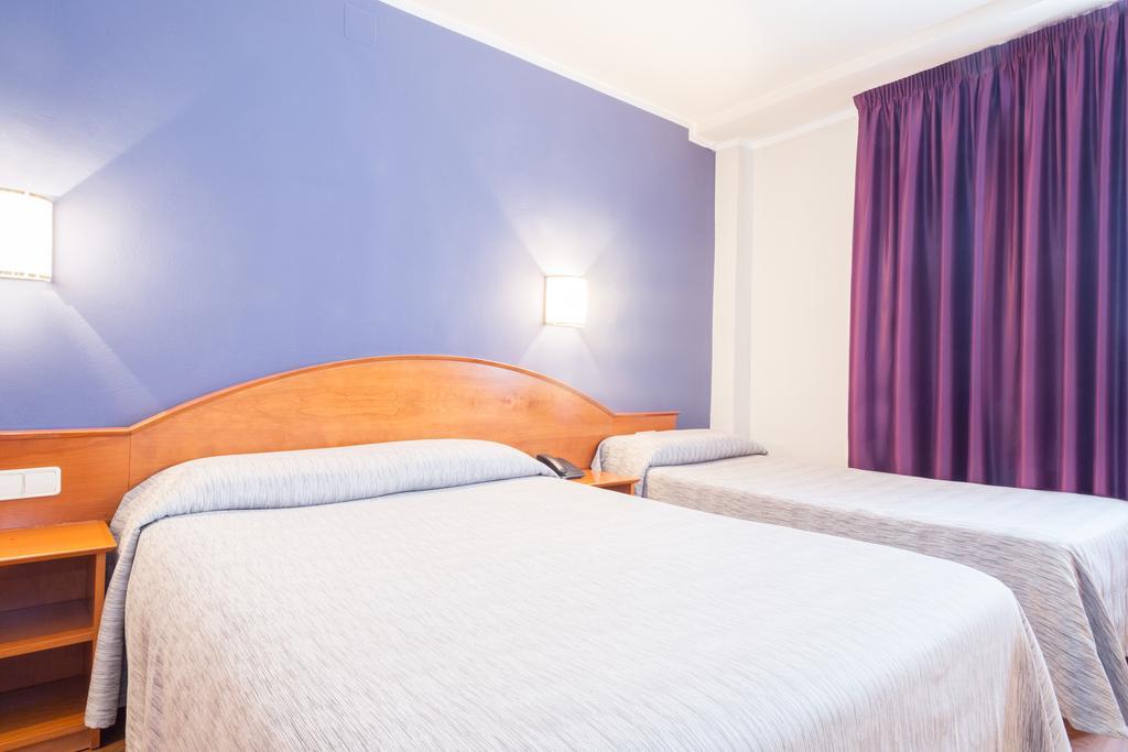 Hotel Cortes Rambla Barcelona Ngoại thất bức ảnh